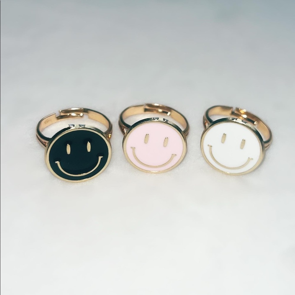 Hi! I’m selling rings I made for $11 each!!